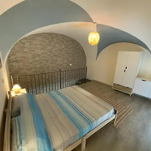 nuovissimo-appartamento-indipendente-al-centro.taorminaitalyhotels.com/