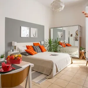  Appartamento Spazio Isola- Free Wifi Italia